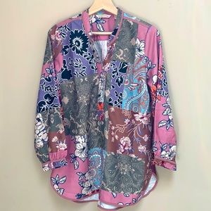 EUC Soft Surroundings Alvadore Fleur Patchwork Boho Tunic V-Neck Print PM (A5)